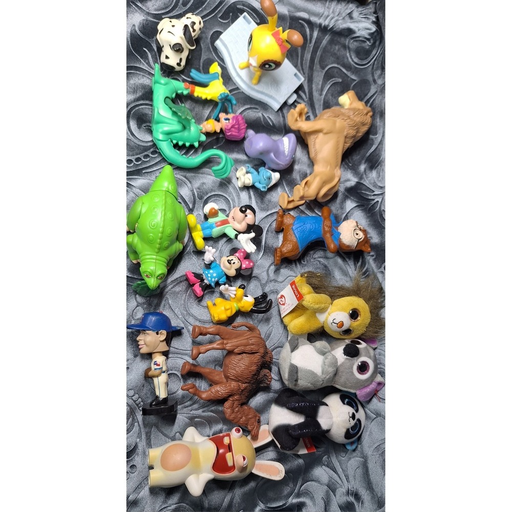 Mixed Kids Action Figure Lot 18 Pieces 1 ' To 2' Figure Good Toy 2 Lb Of Figure